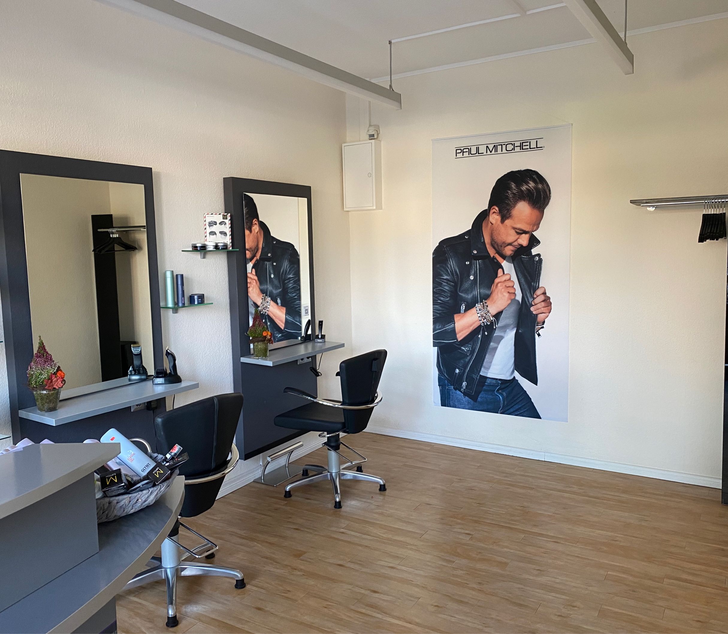 Haar design Handewitt, Hauptstraße 17, 24983 Handewitt, Team, künden, Haarqualität, Haare, Gesundheit, Färbetechniken, Glynt, Coloration, Salon, Paul Mitchell, luxuriös, Haarpflege, hochwertige Produkte, Inhaltsstoffe, Friseurexklusivität, soziales Engagement, Tierschutz, Umweltschutz, Termin, Weg, Kontakt